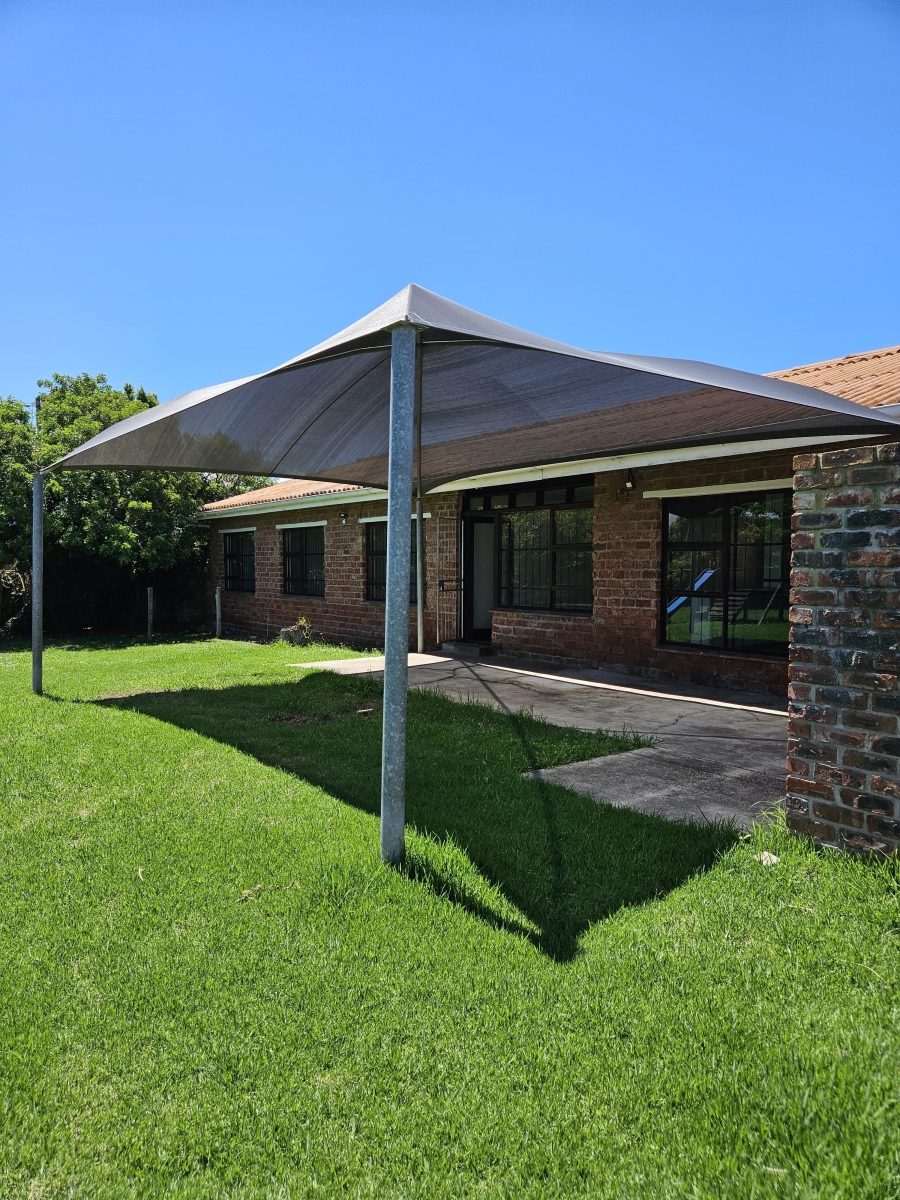 4 Bedroom Property for Sale in Kabega Park Eastern Cape